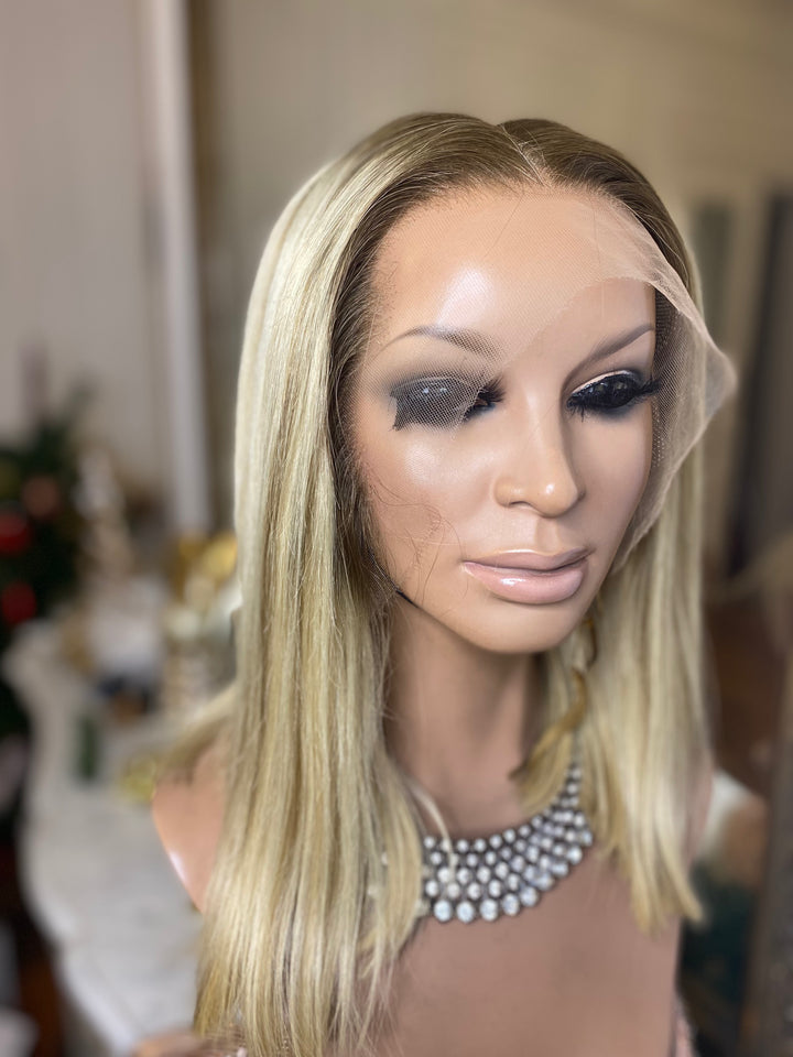 Elizangela  HD (dentelle transparente)