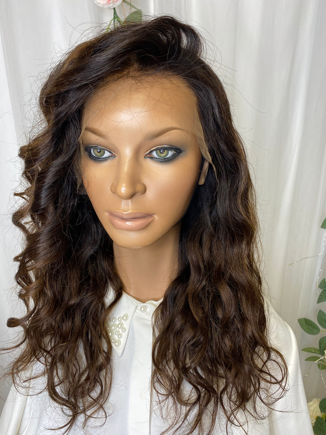 Miss Talia (dentelle marron HD)