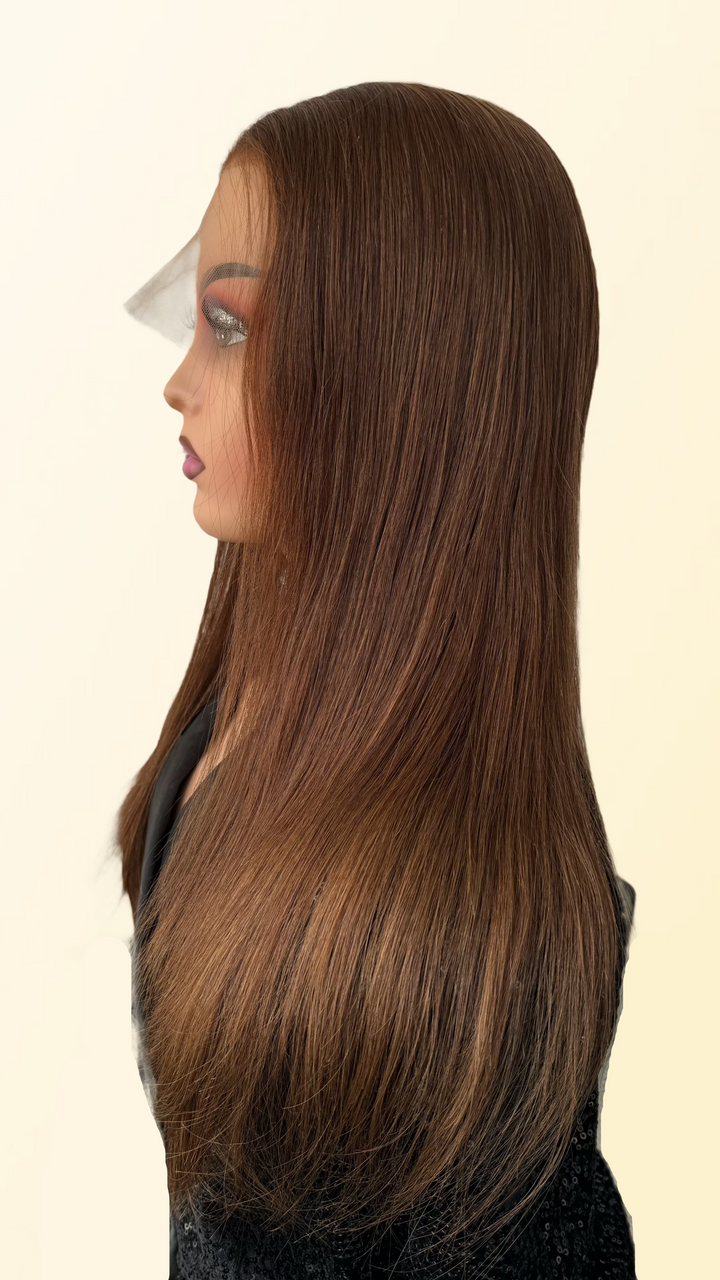 Lady Rebecca  18 pouces Malaysian Bonnet M